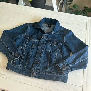 Size medium youth(8-10) boys or girls, Jean jacket, dark denim, like new